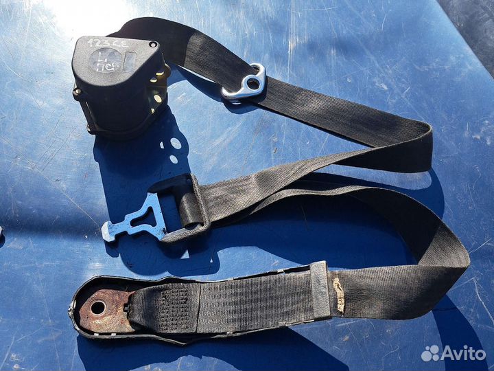 Ремни безопасности на Мерседес w123 купе