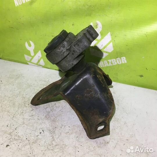 Кронштейн двигателя правый Форд Фокус 1