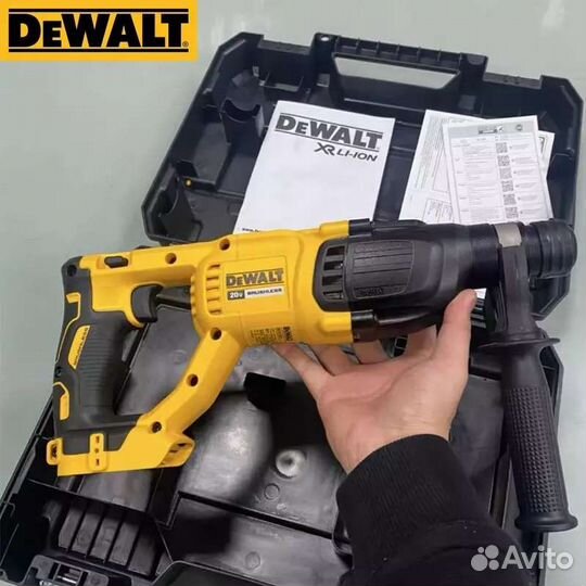 Перфоратор Dewalt DCH133