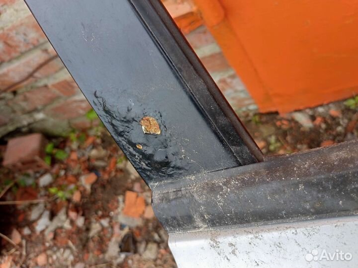 Дверь передняя правая Kia Spectra