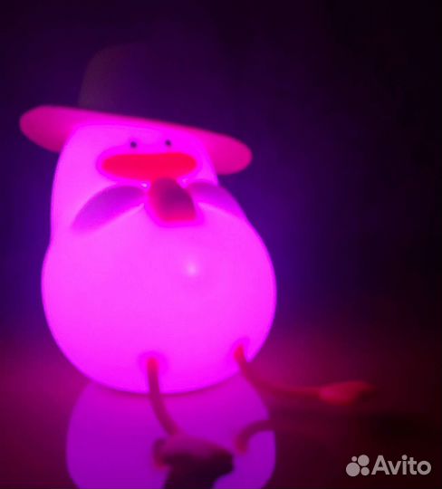 Светильник детский ночник силиконовый утка в шляпе