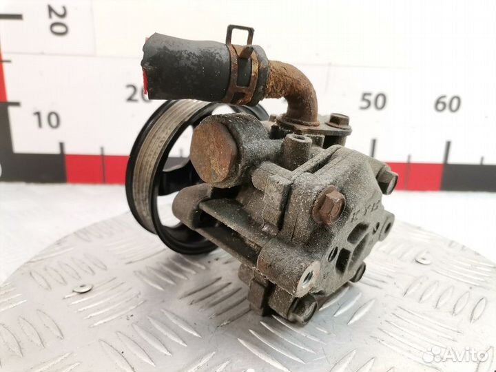 Насос гидроусилителя руля Mitsubishi Lancer 9 2010