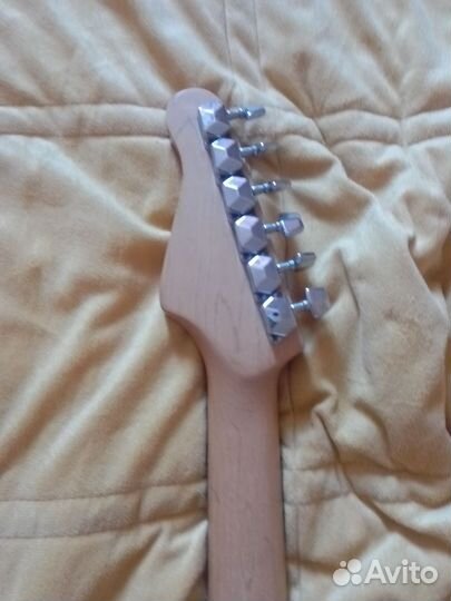 Электро гитара