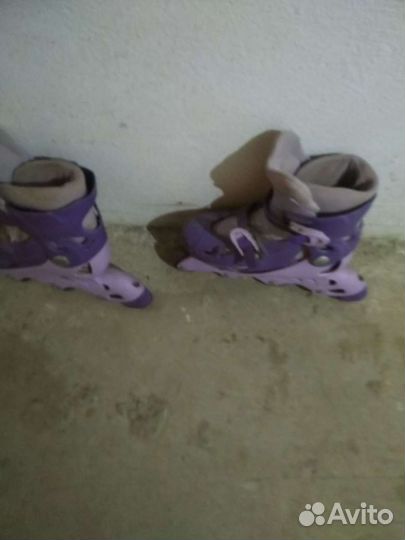 Роликовые коньки