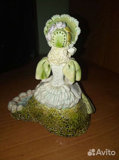 Фигурка из глины