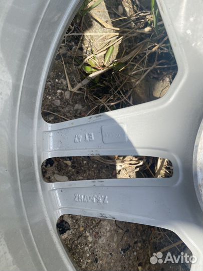 Один новый оригинальный диск AMG R17 A2044019602