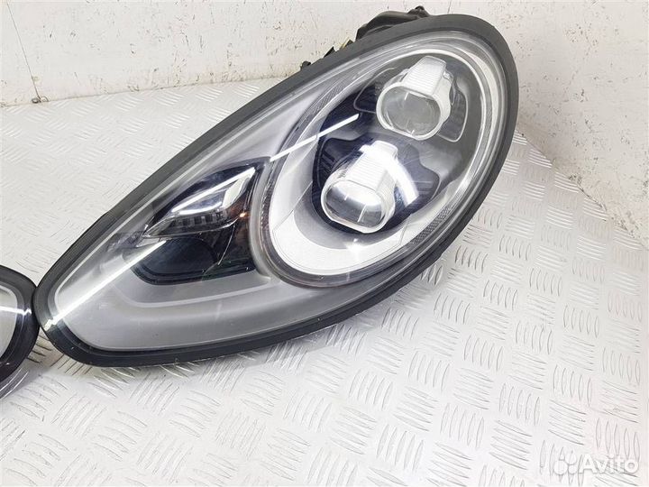 Фара левая Porsche Panamera 970