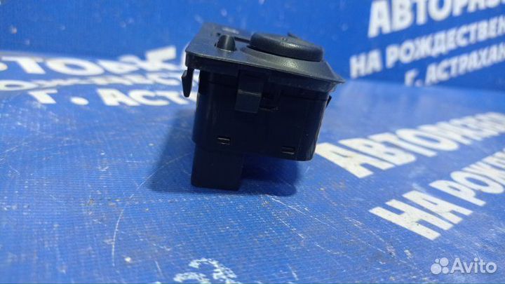 Блок кнопок Chevrolet Spark хэтчбек B10S1 2012