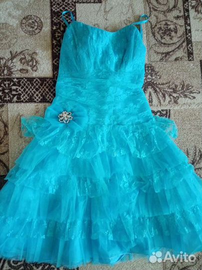 Платье для девочки праздничное