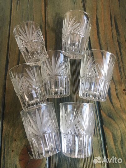 Стопки стеклянные, рюмки