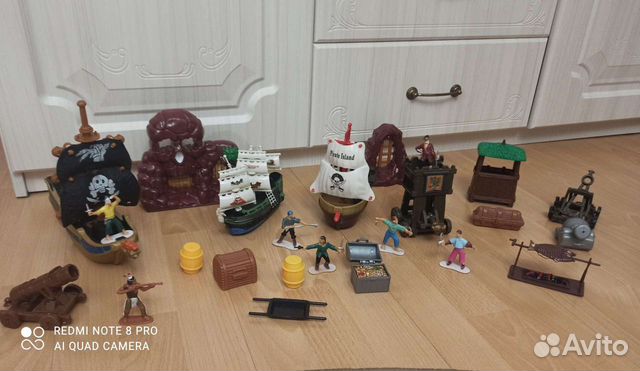 Пиратский набор, голодные бегемотики и касса