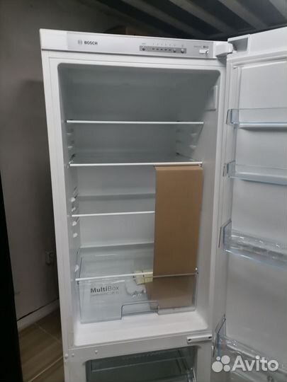 Холодильник Bosch новый инверторный