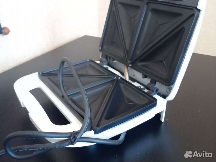 Тостер новый Saturn