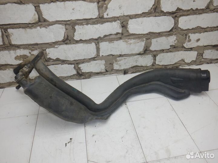 Горловина бензобака Renault Vel Satis