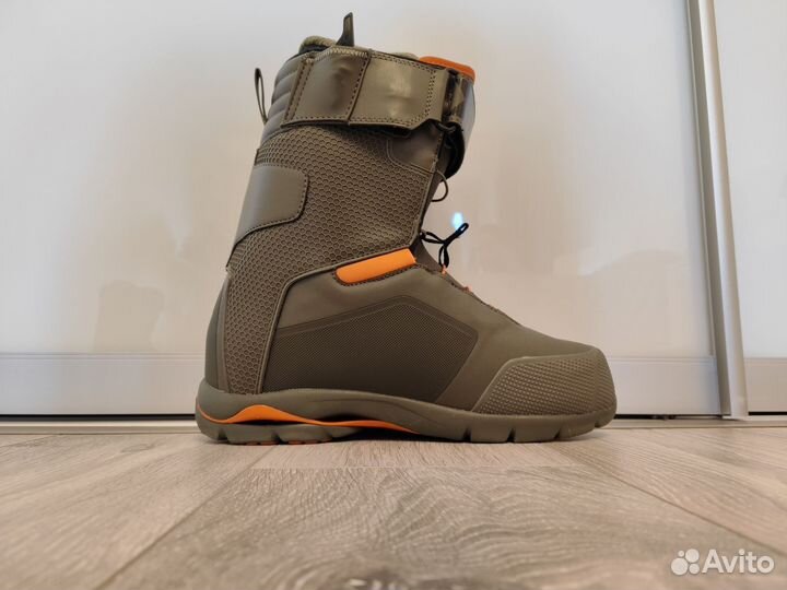 Сноубордические ботинки 44 размер