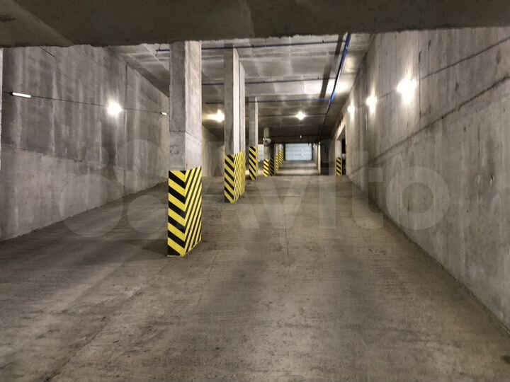 Машиноместо, 17 м²