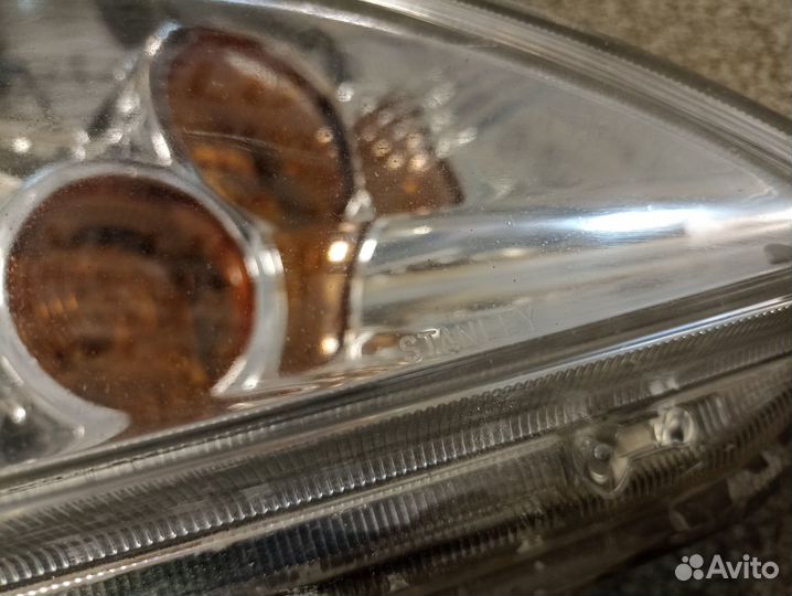 Фара правая для Mitsubishi Lancer CS / Classic