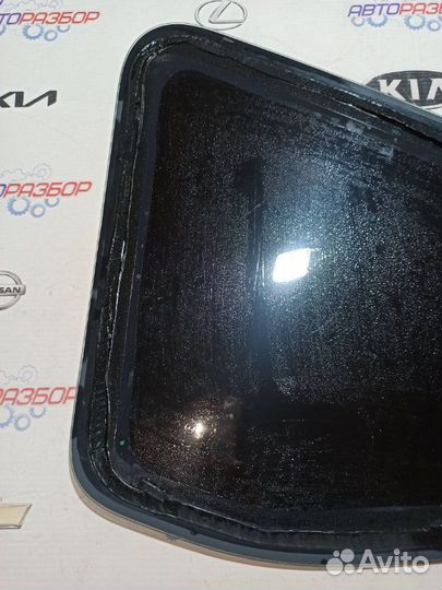 Форточка кузова задняя правая Renault Duster 1.6