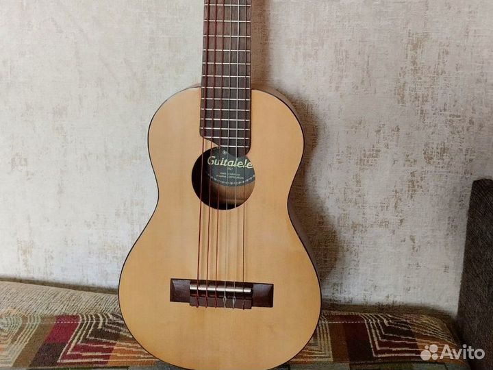 Тревел гитара, гиталеле Yamaha