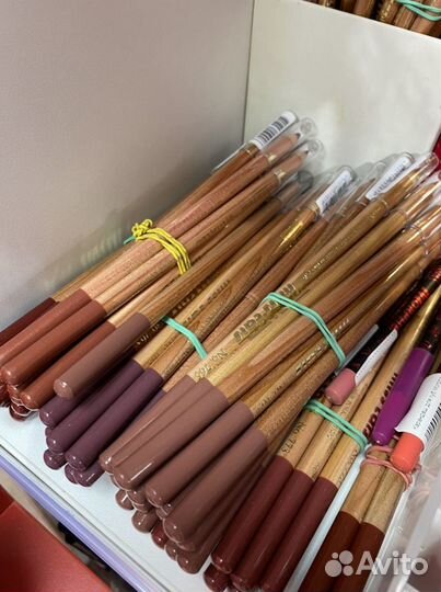 Карандаш Идеальные карандашики Miss Tais