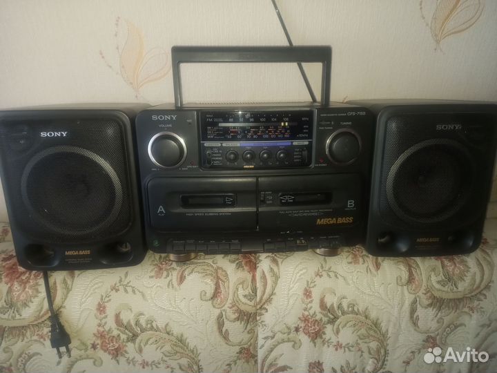 Кассетный магнитофон sony CFS - 715S