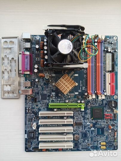 Материнская плата gigabyte GA-8IP900 (s478,4*DDR)