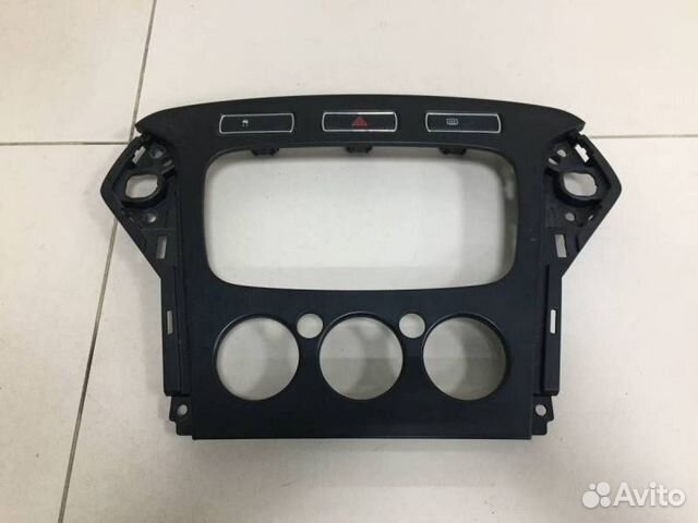 Рамка магнитолы Ford Mondeo 4 2007-2015