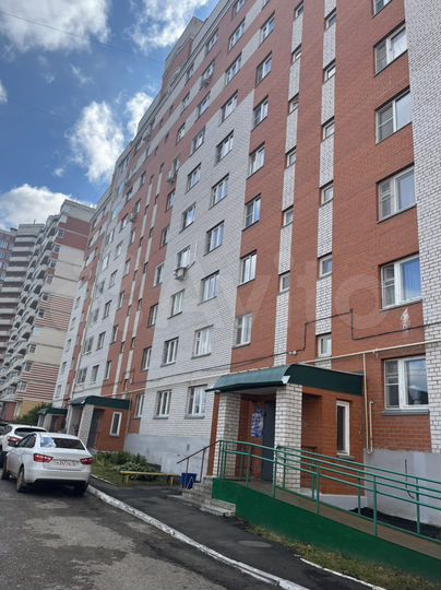 2-к. квартира, 57 м², 9/10 эт.