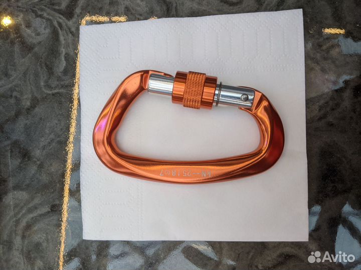 Карабины для альпинизма