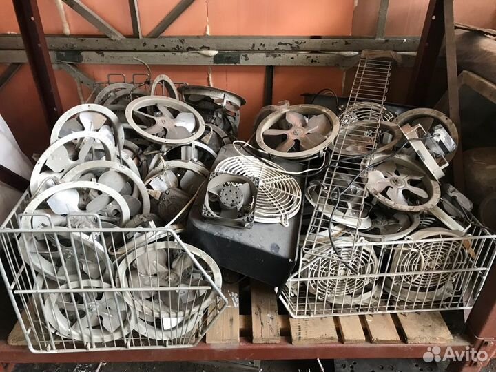 Вентилятор (микродвигатель elco VN 5-13 ) Италия