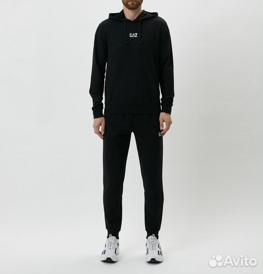 Спортивный костюм мужской EA7