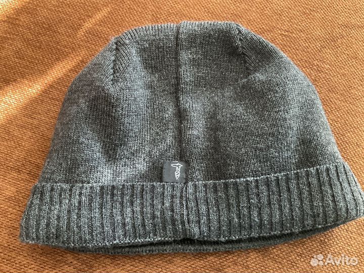 Шапка вязаная