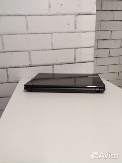 Игровой ноутбук i5, 1Gb видео, SSD