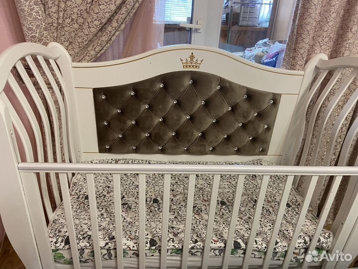 Детская кроватка