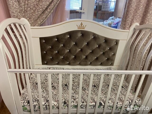 Детская кроватка