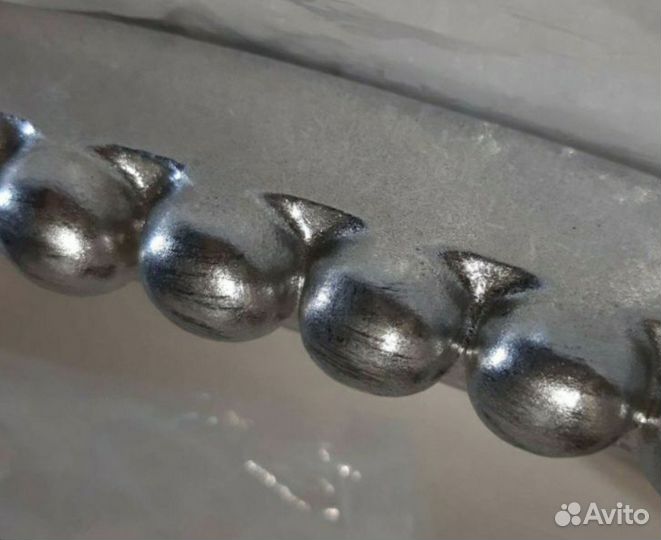 Зеркало настенное в раме для ванной или прихожей