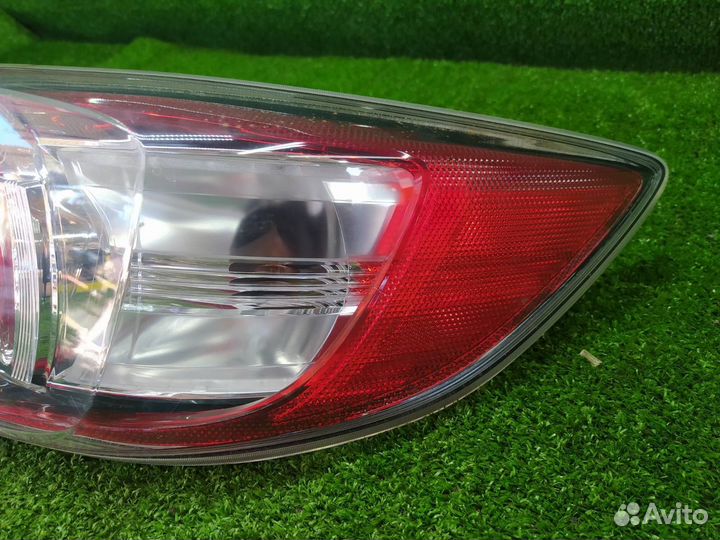 Стоп-сигнал задний правый Mazda Axela BL5FW-105114