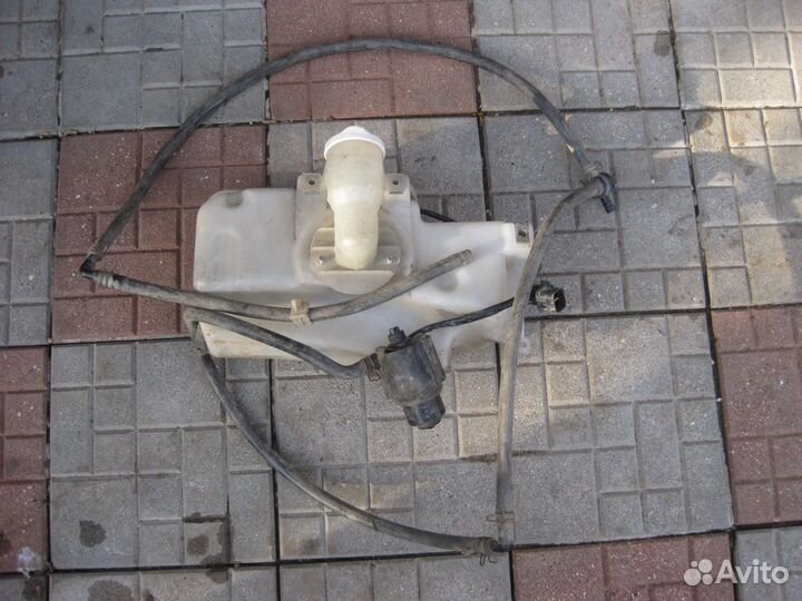 Бачок омывателя фар митсубиси паджеро