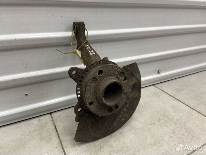 Поворотный кулак передний левый Chery Amulet (A15)