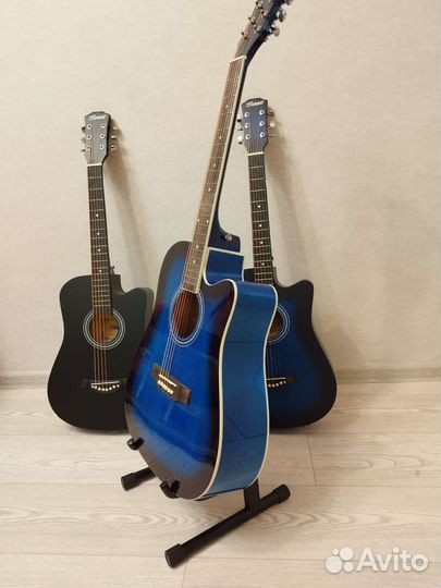 Гитара новая