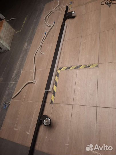 Подвесное трековое освещение