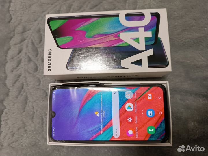 Samsung Galaxy A40, 4/64 ГБ