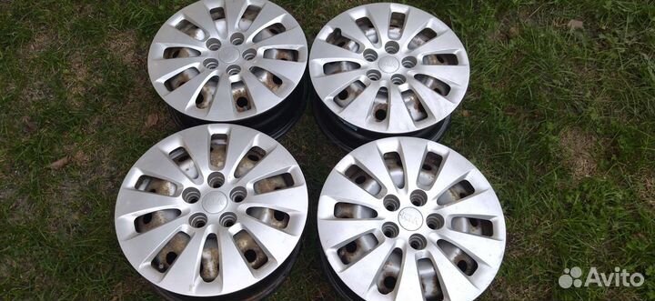 Диски r16 с колпаками на KIA ceed