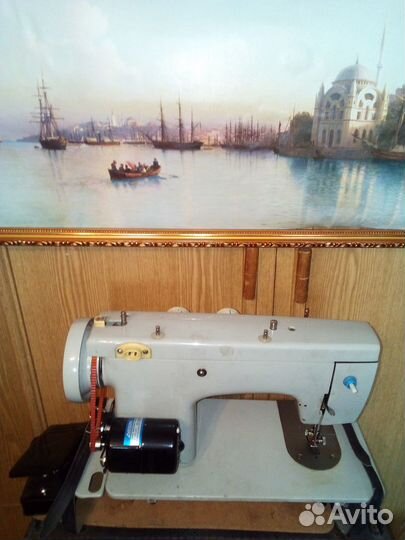 Швейная машинка