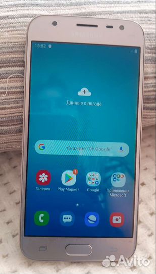 Смартфон Samsung galaxy J3