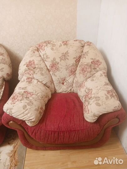 Диван +1 кресло