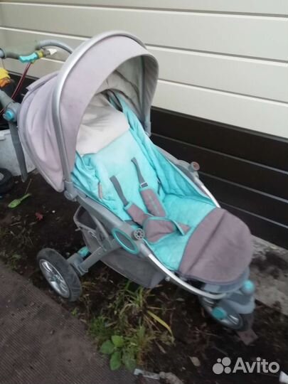 Прогулочная коляска