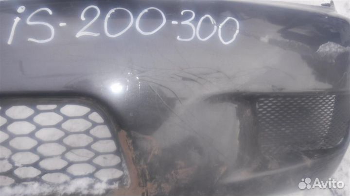 Бампер передний Lexus IS 200/300 (XE10)