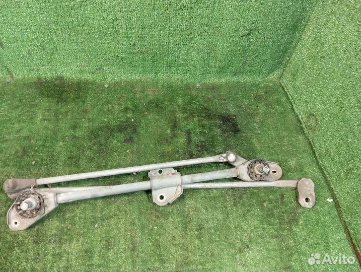 Трапеция стеклоочистителей Mitsubishi Lancer