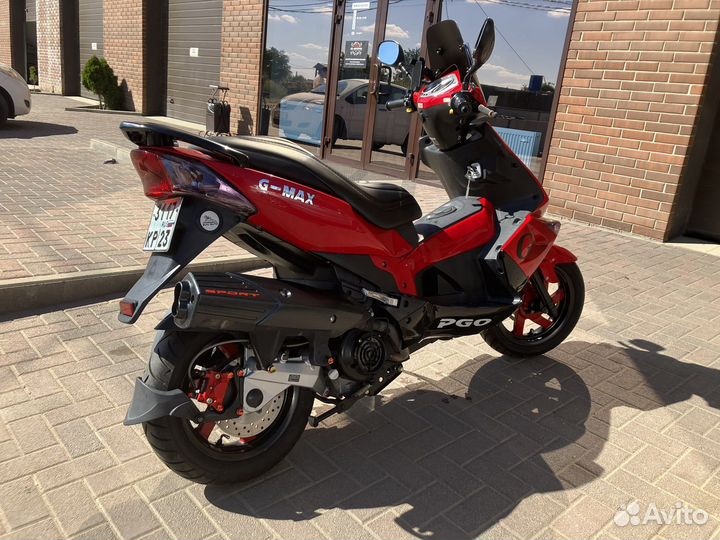 Скутер PGO G-MAX 220 efi